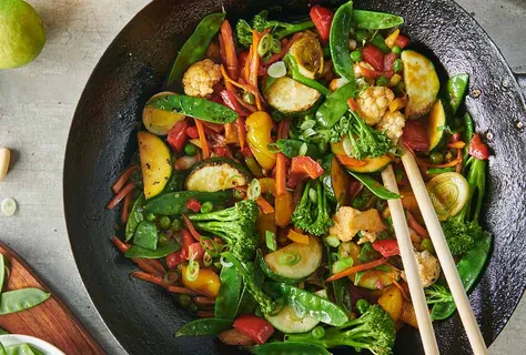 Sauté de légumes sauce aigre douce