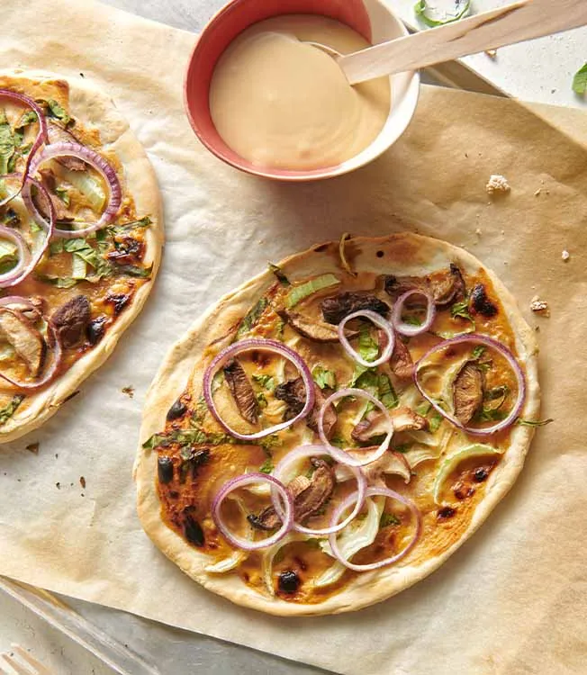 Tarte flambée aux champignons shiitake et sauce miso