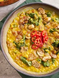 Dal de lentilles corail aux oignons et au mirin