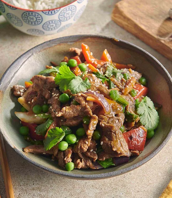 Sauté de bœuf épicé aux légumes