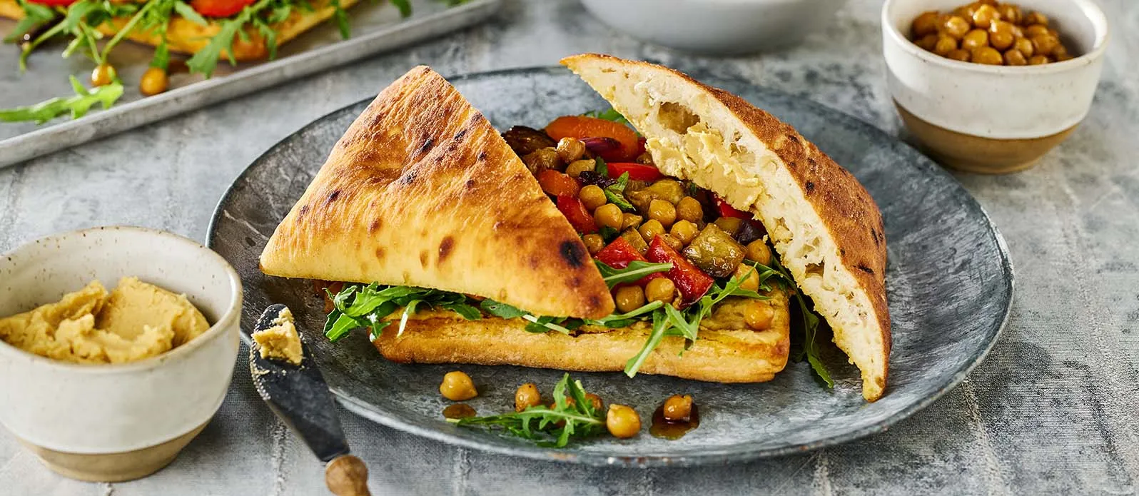 Sandwich de houmous végétarien