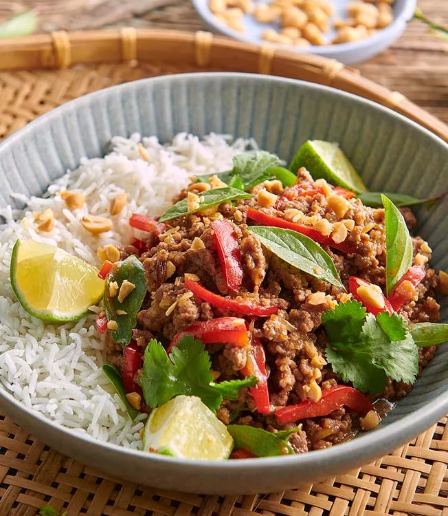 Pad Krapao de boeuf au cacahuète et basilic thaï
