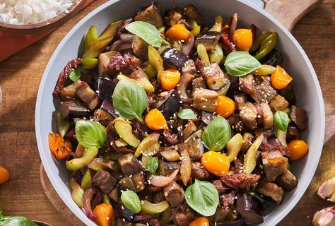 Sauté d’aubergines et tomates séchées
