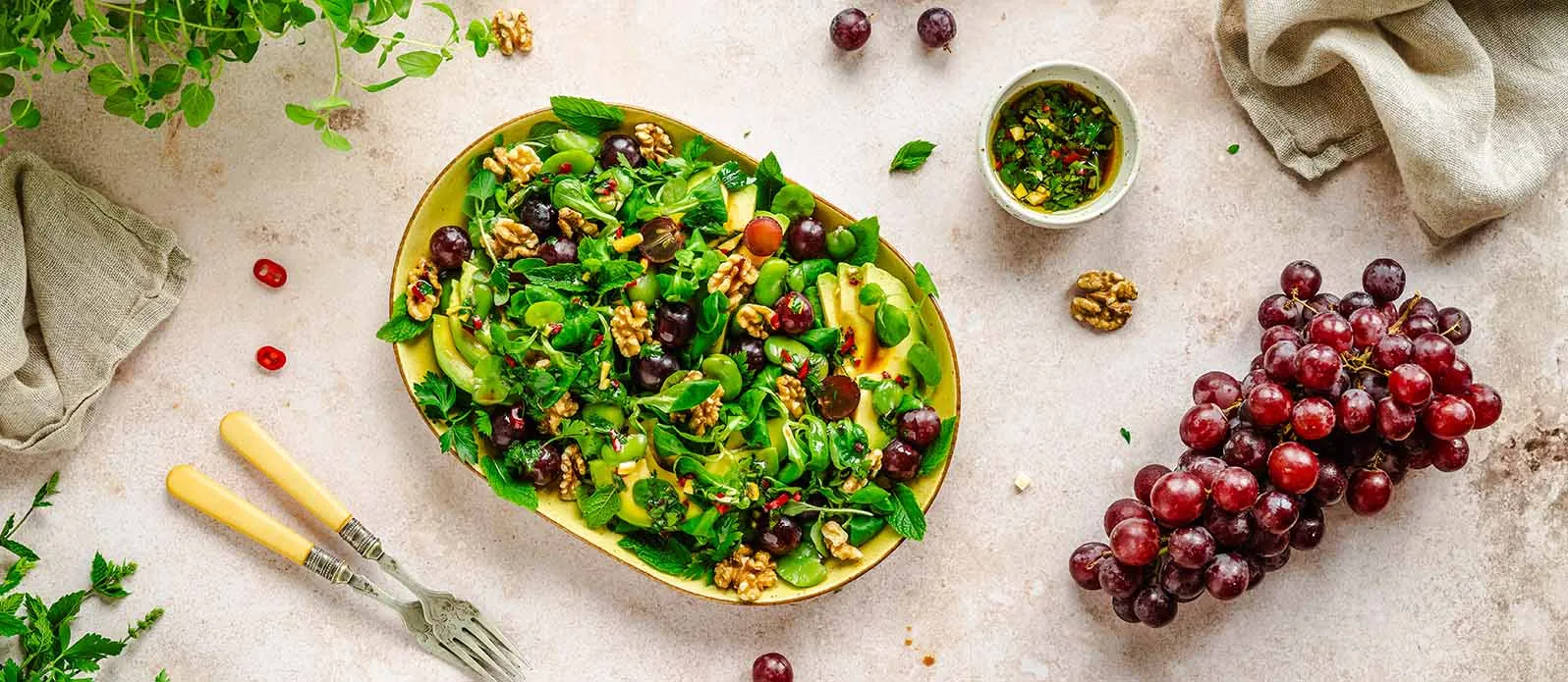 Salade d’avocat aux raisins