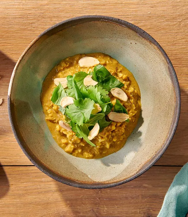 Riz de chou-fleur avec sauce au curry