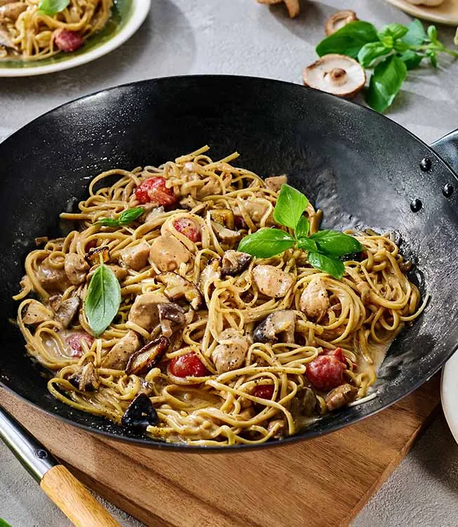 Pâtes Alfredo et sauce Teriyaki