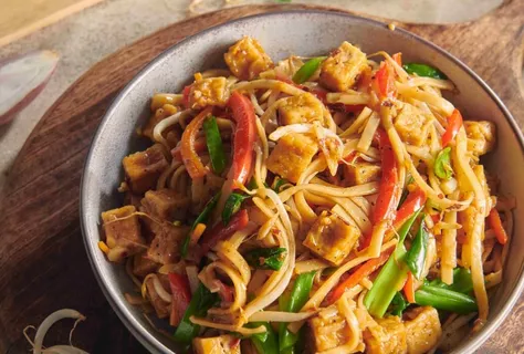 Chow Mein végétarien (Sauté de mines au tofu)