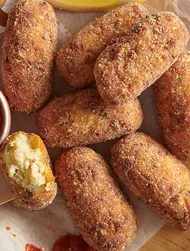 Cabillaud et croquettes de pommes de terre à la sauce tomate
