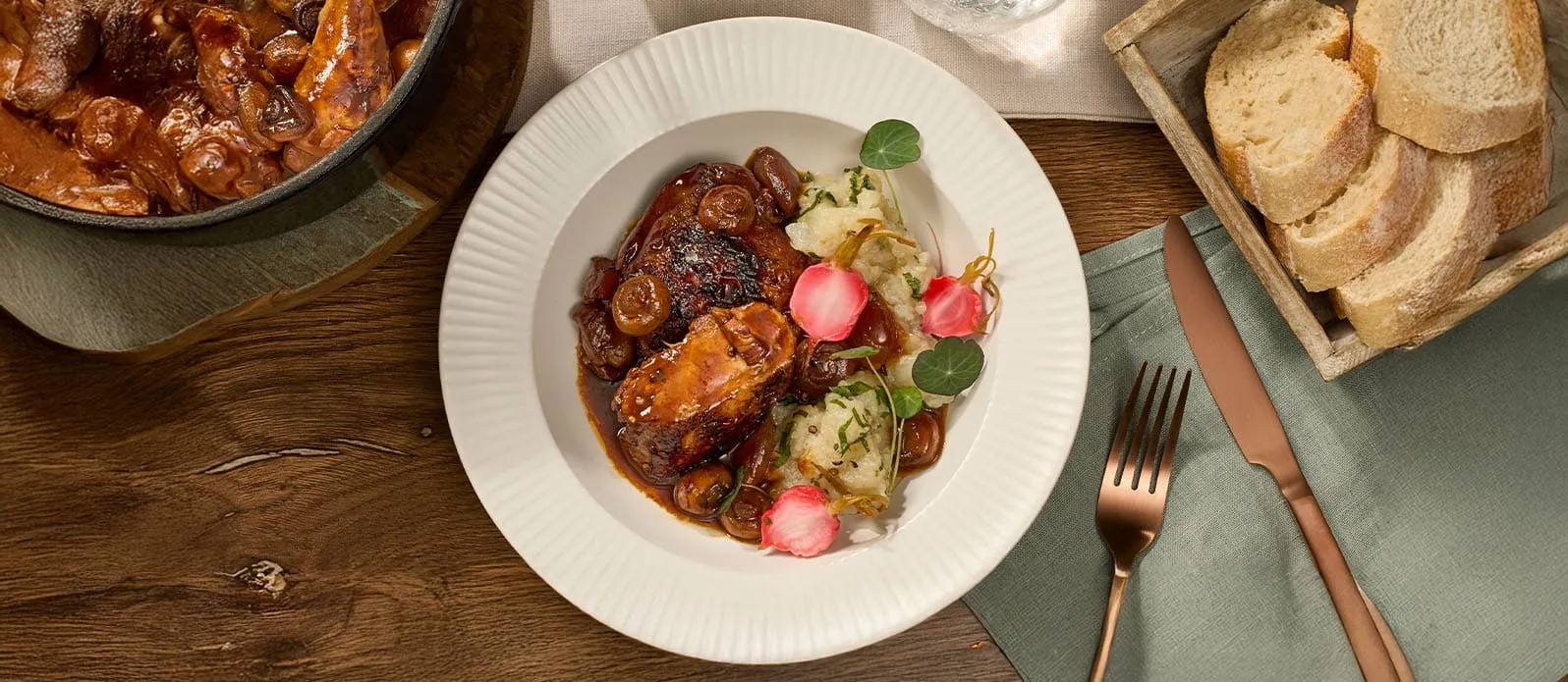 Coq au soja avec topinambour et radis