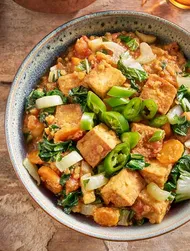 Dal de lentilles rouges au tofu et au gingembre