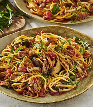 Spaghettis à la Ponzu avec du thon et des champignons