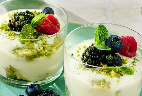 Tiramisu vegan au matcha et sauce Tamari