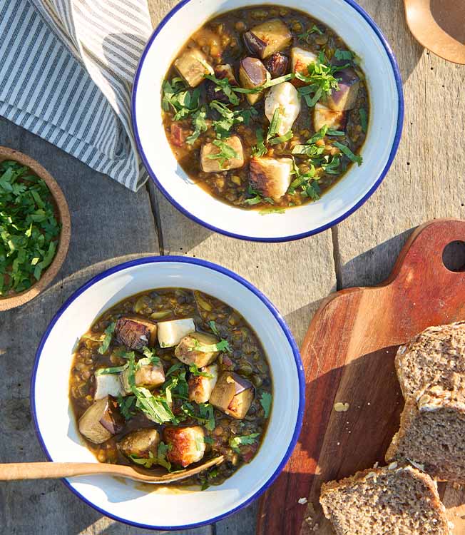 Dal de lentilles aux aubergines et halloumi | Recette | Kikkoman